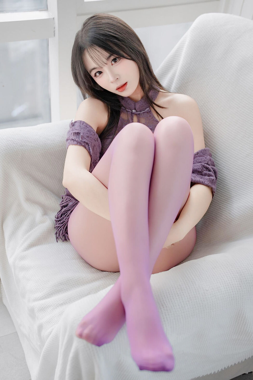 Coser@轩萧学姐 – 紫色旗袍 Part02 (71P) Cover Photo