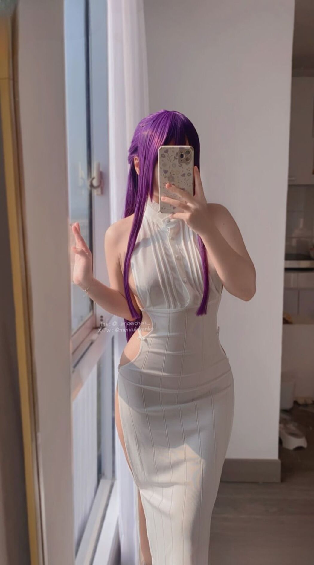 Coser@Angel Chan – 葬送的芙莉莲菲伦 (48P – 3V)