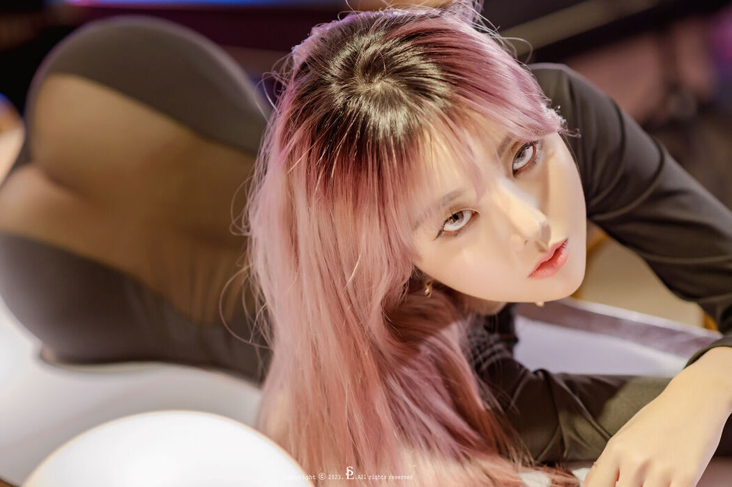 SaintPhotoLife Yuna 유나 &ndash; Vol.52 See-through Part 2 (62P)