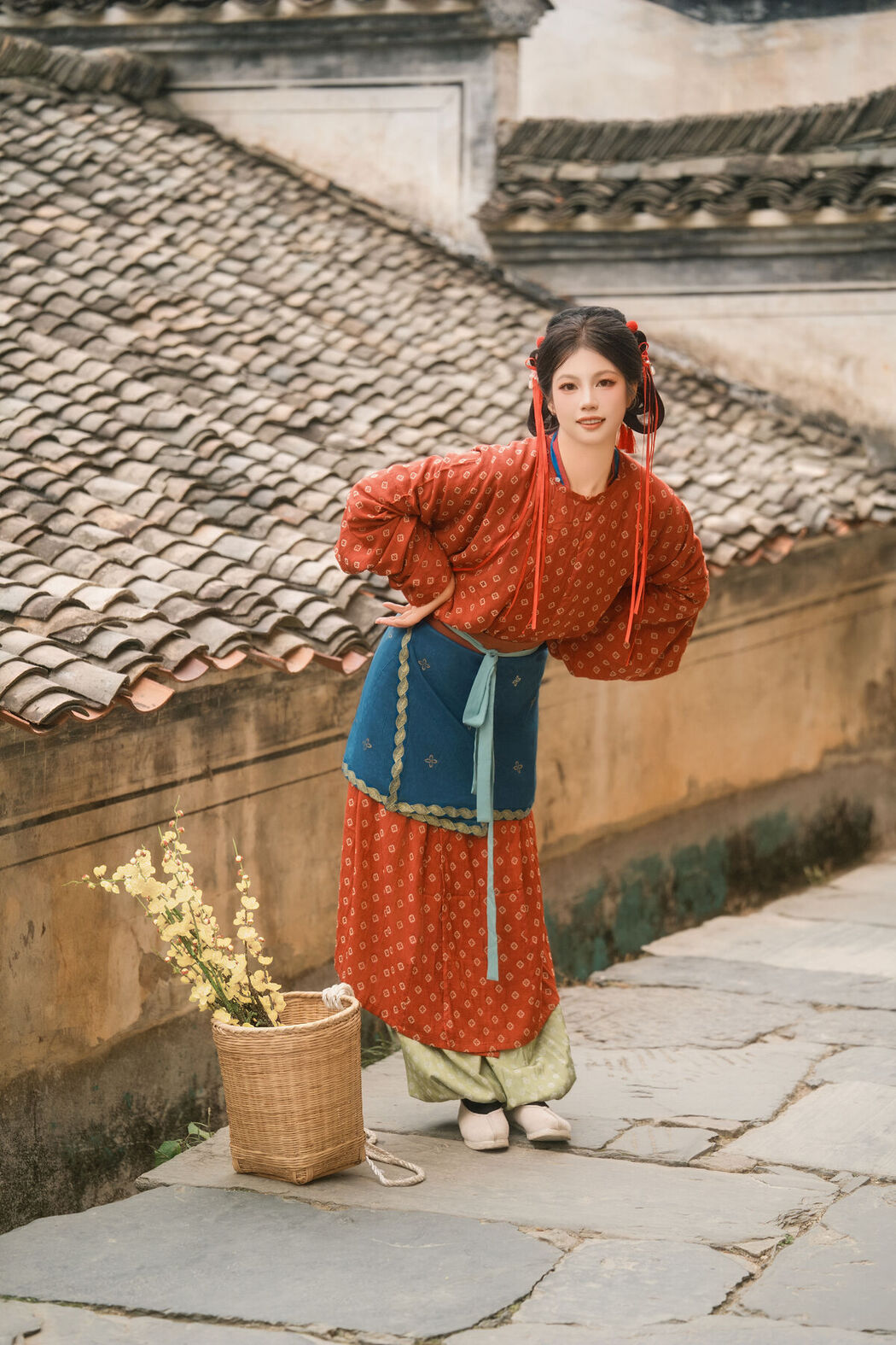 YiTuYu艺图语 Vol.8627 Hua Hua (17P)