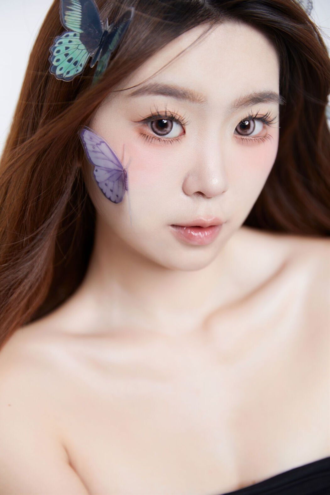 YiTuYu艺图语 Vol.8604 Carlee Shi 77 Ya (25P)