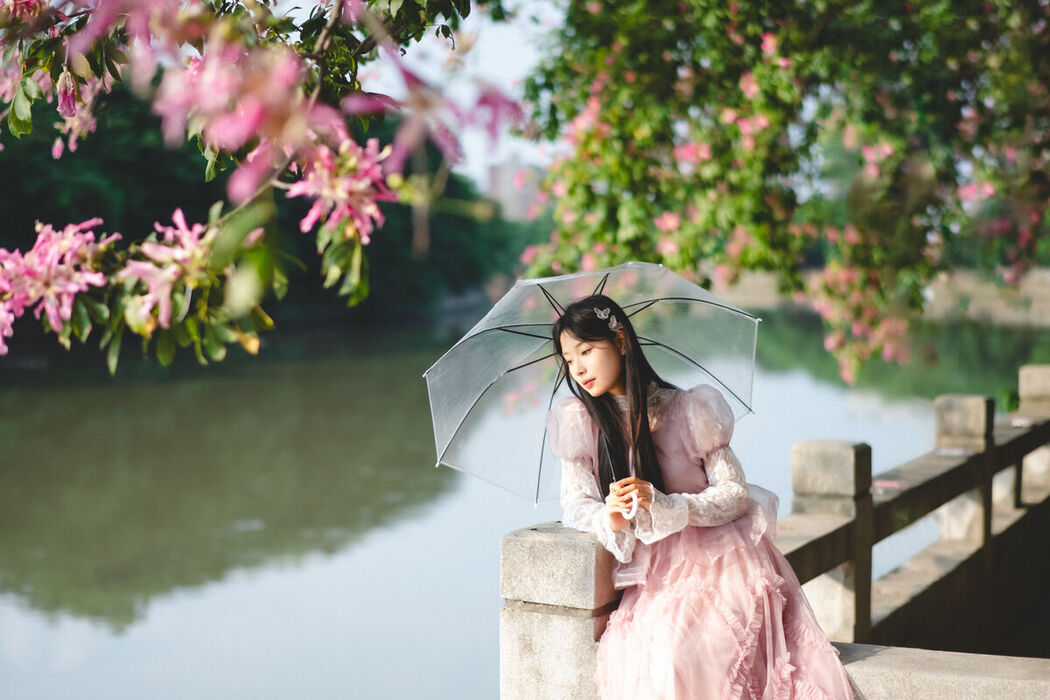 YiTuYu艺图语 Vol.8632 Nan Yi (24P)