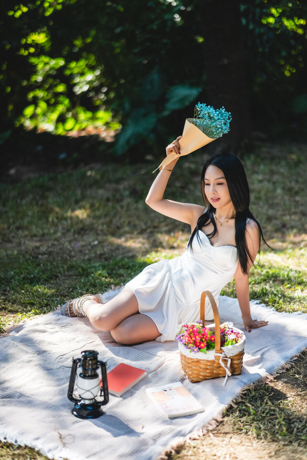 YiTuYu艺图语 Vol.8597 Zhuai Jie (22P)