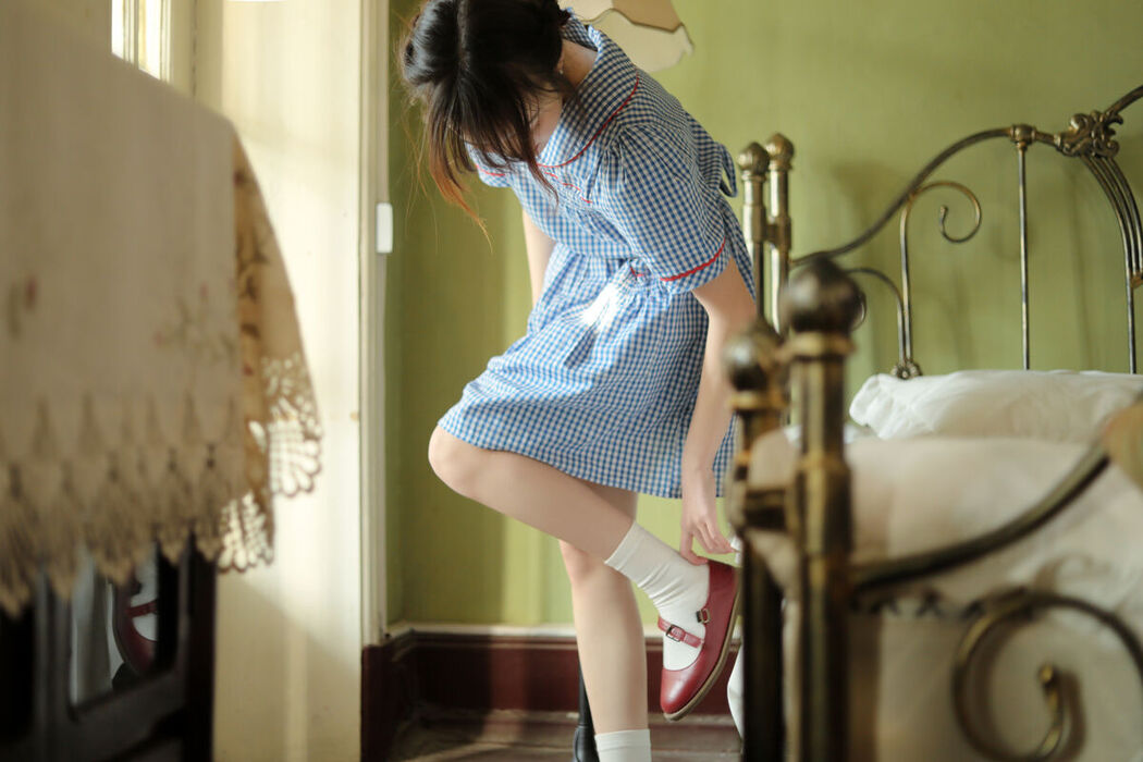 YiTuYu艺图语 Vol.8610 Dian Dian (24P)