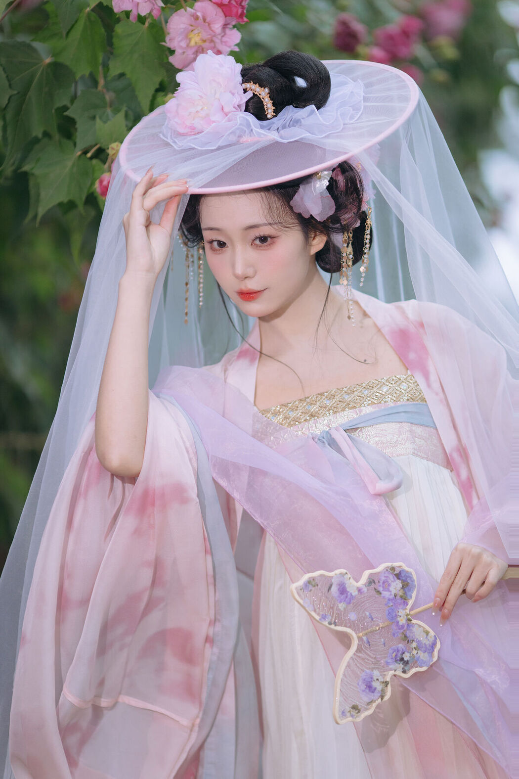 YiTuYu艺图语 Vol.8616 Qian Yue (22P)