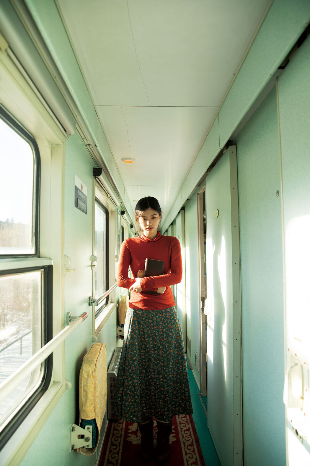 YiTuYu艺图语 Vol.8622 He Zi (38P)