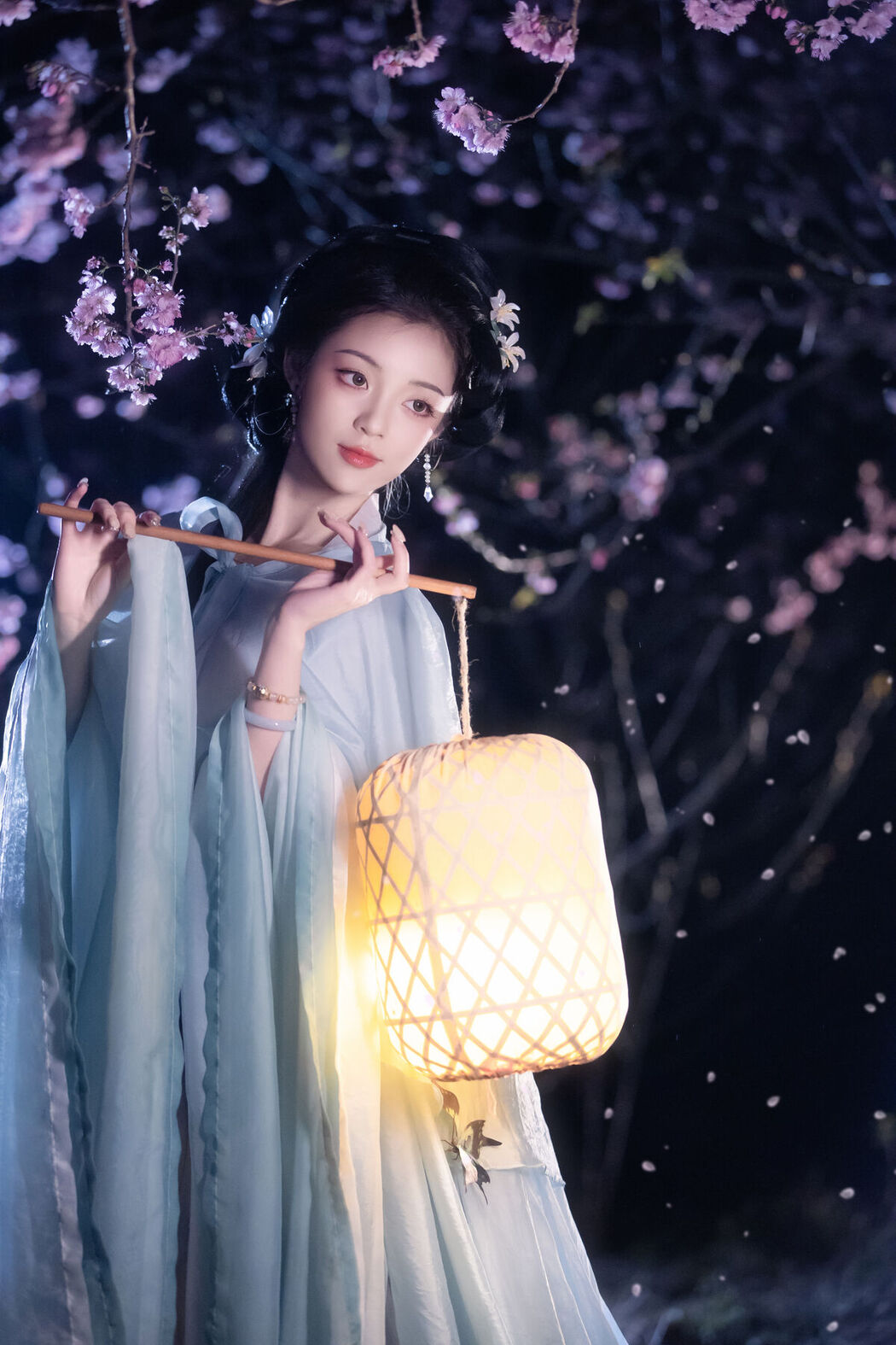 YiTuYu艺图语 Vol.8623 Qi Ni Si Mao (36P)