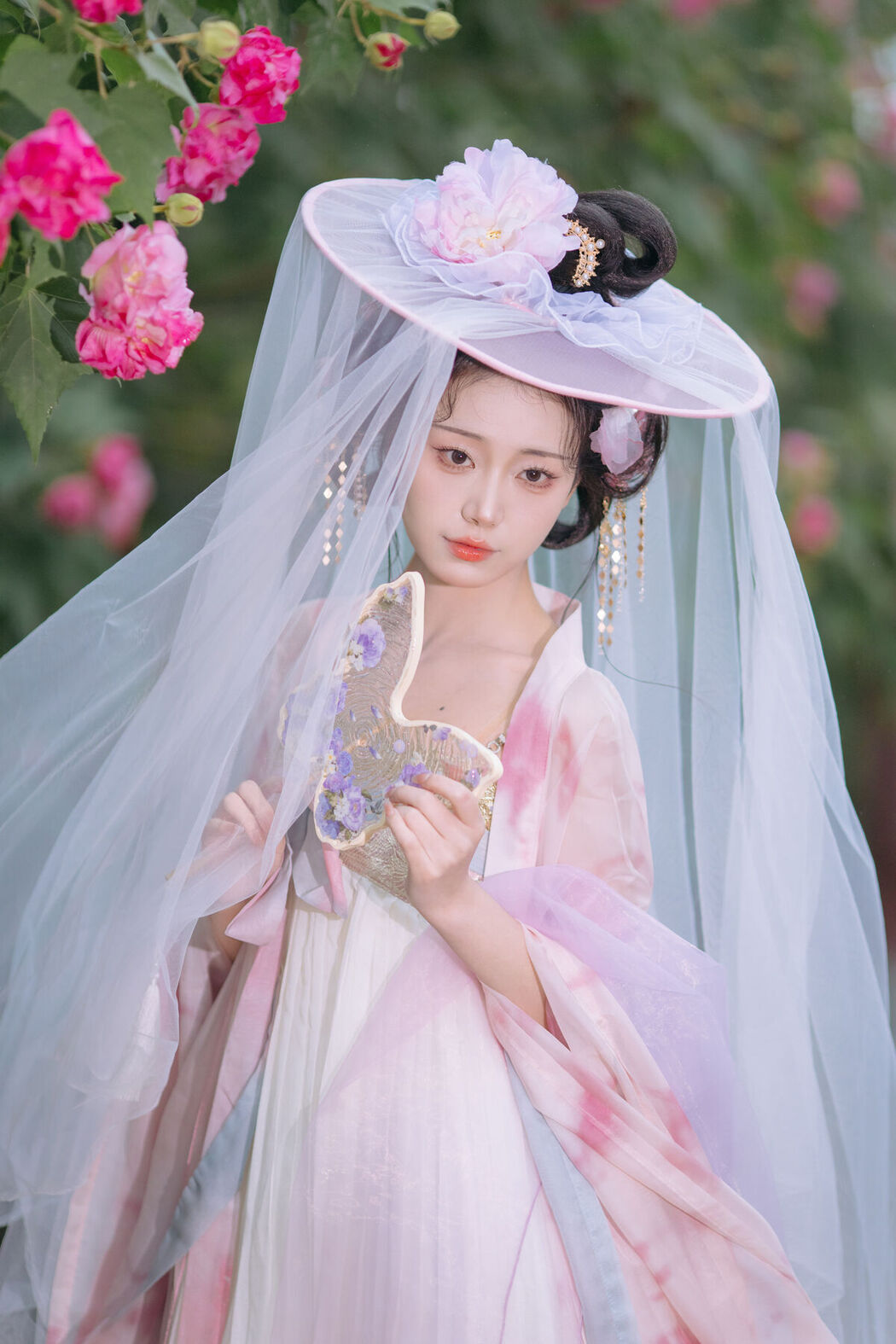 YiTuYu艺图语 Vol.8616 Qian Yue (22P)