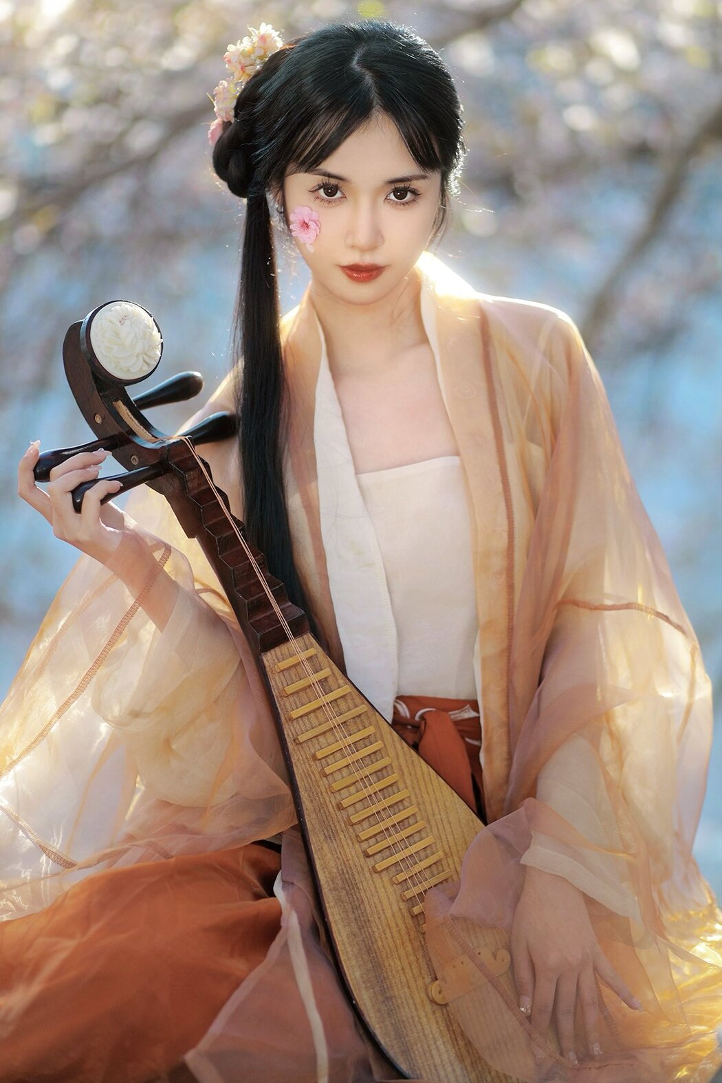 YiTuYu艺图语 Vol.8617 Jian Ying Tao Nai (32P) Cover Photo