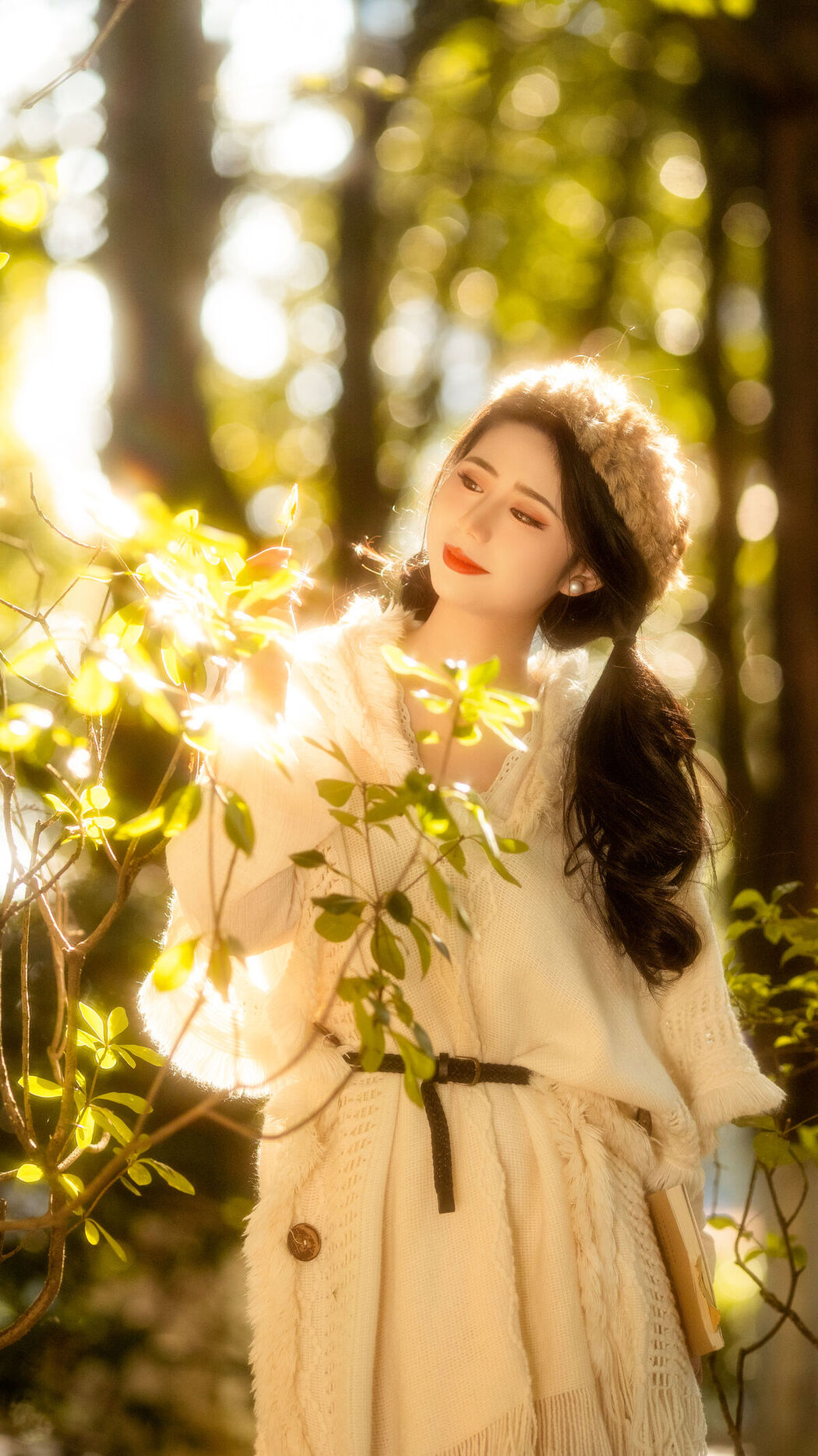 YiTuYu艺图语 Vol.8601 Yao Chi Mang Guo Ma (30P)