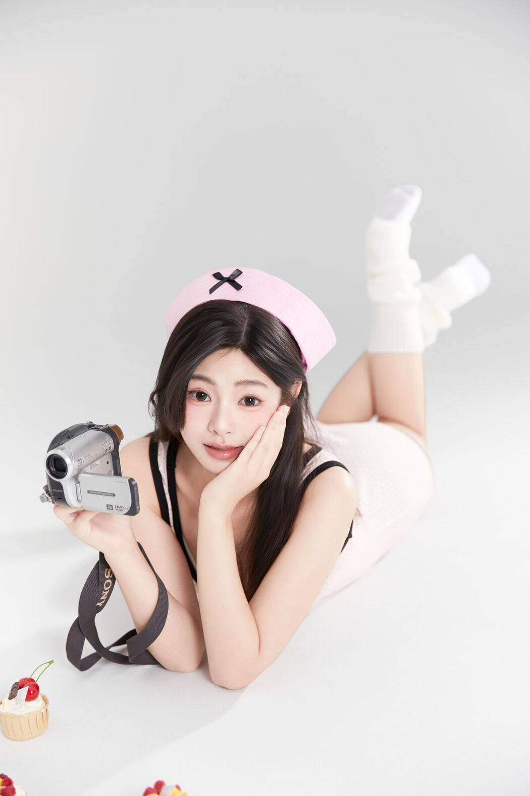 YiTuYu艺图语 Vol.8629 A Dan (24P)