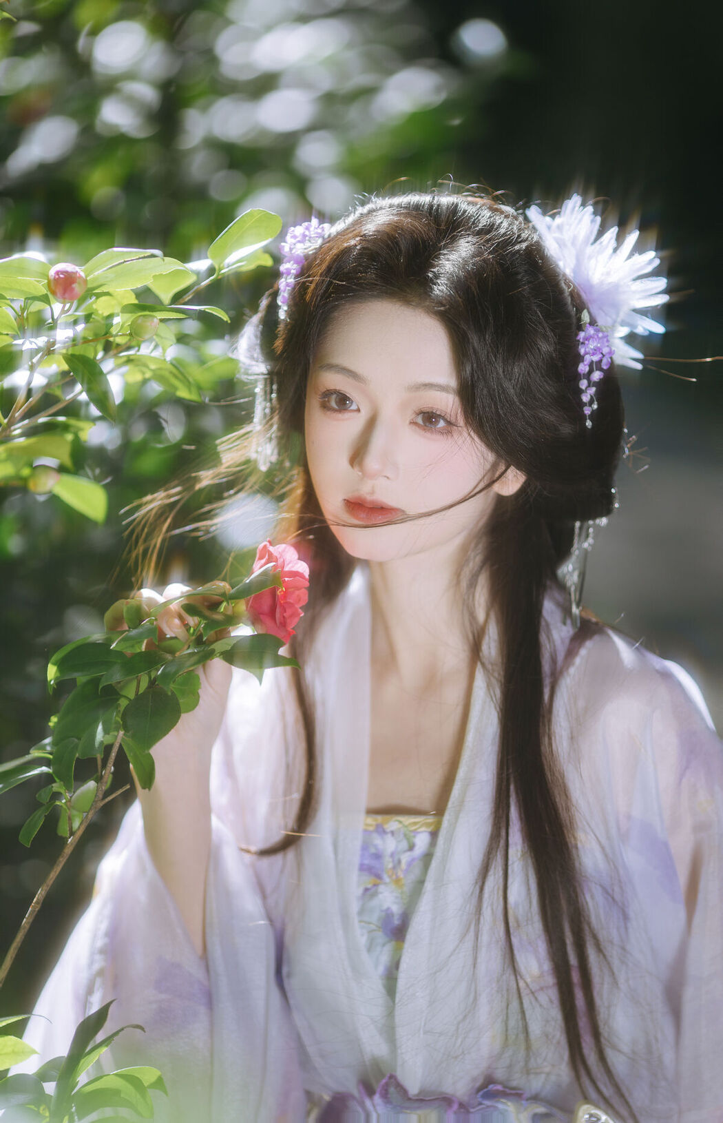 YiTuYu艺图语 Vol.8633 Chi Yan Zai Zhe Li (24P)