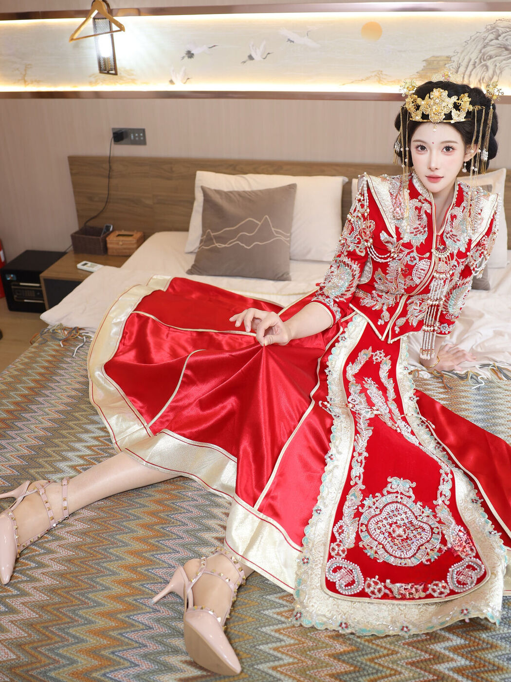 XiuRen秀人网 Uncensored Li Shuang Er 梨霜儿 – R18 秀人网模特 秀禾服 Part01 (58P)