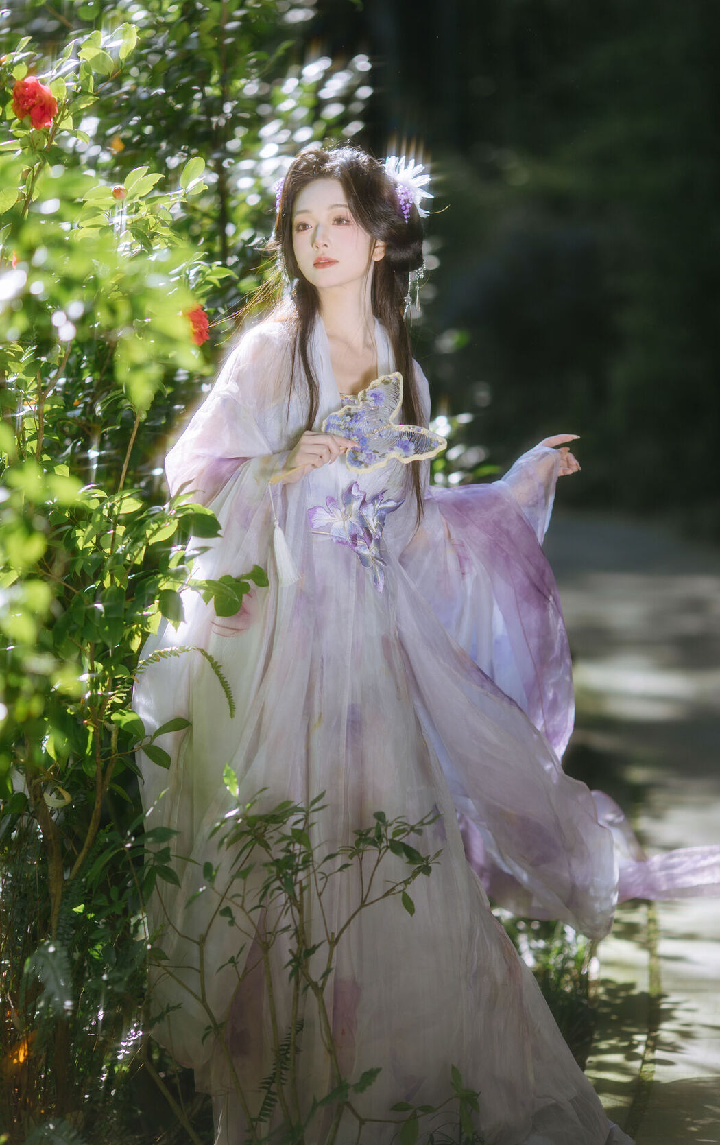 YiTuYu艺图语 Vol.8633 Chi Yan Zai Zhe Li (24P)