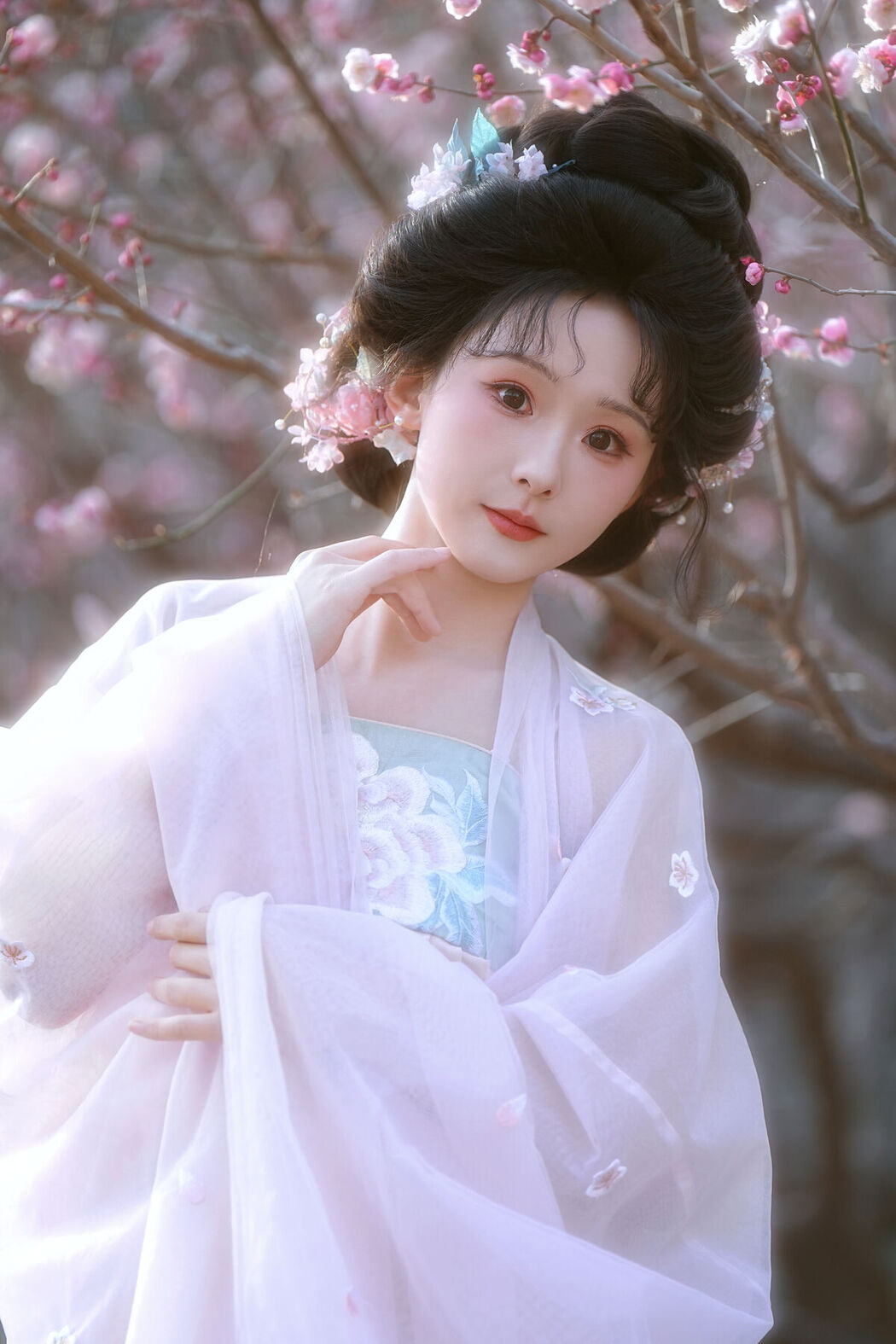 YiTuYu艺图语 Vol.8619 Rui Rui Cai Bu Shi Cai Gou (14P)