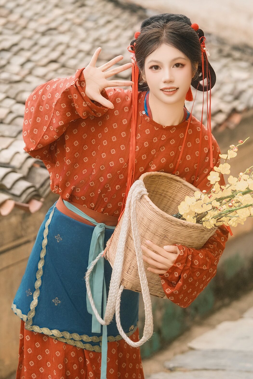 YiTuYu艺图语 Vol.8627 Hua Hua (17P) Cover Photo