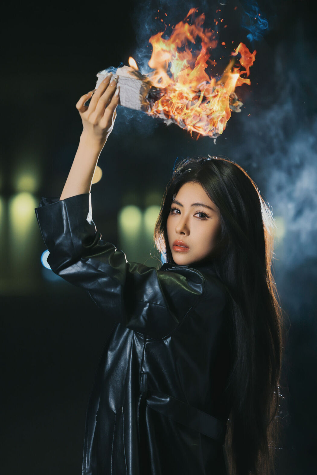 YiTuYu艺图语 Vol.8615 Shi Yi (25P)