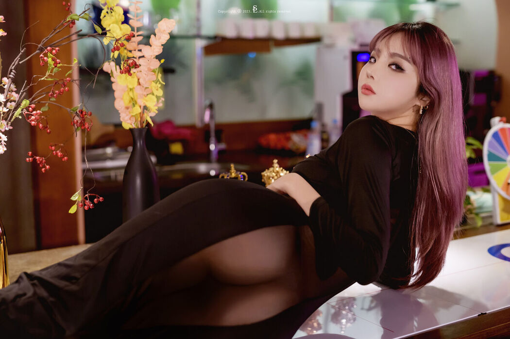 SaintPhotoLife Yuna 유나 &ndash; Vol.52 See-through Part 2 (62P)