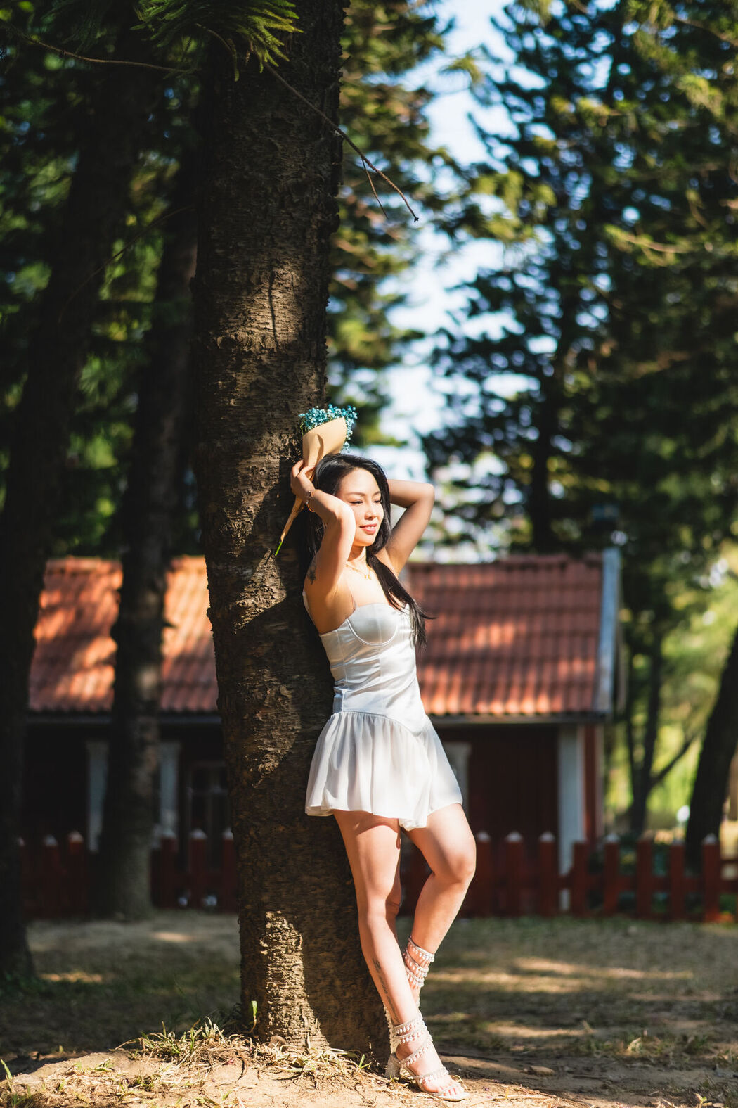 YiTuYu艺图语 Vol.8597 Zhuai Jie (22P)