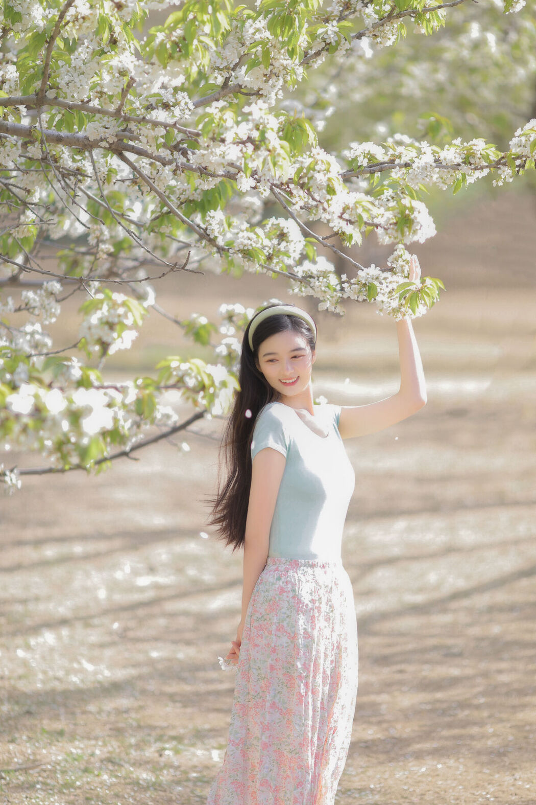 YiTuYu艺图语 Vol.8600 Zheng Nan Xi (18P)