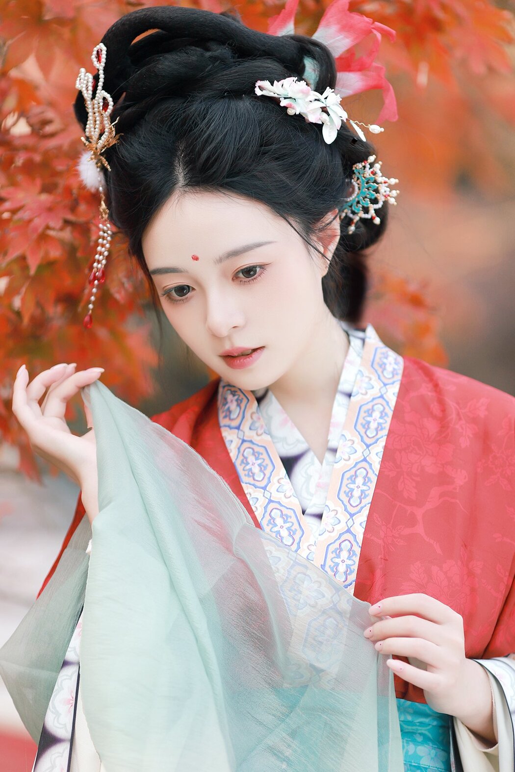 YiTuYu艺图语 Vol.8605 Sui Sui Ru Yi (21P) Cover Photo