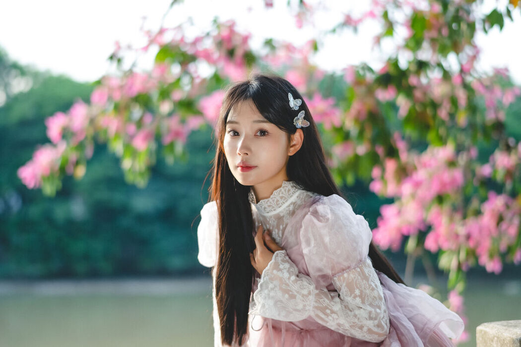 YiTuYu艺图语 Vol.8632 Nan Yi (24P)