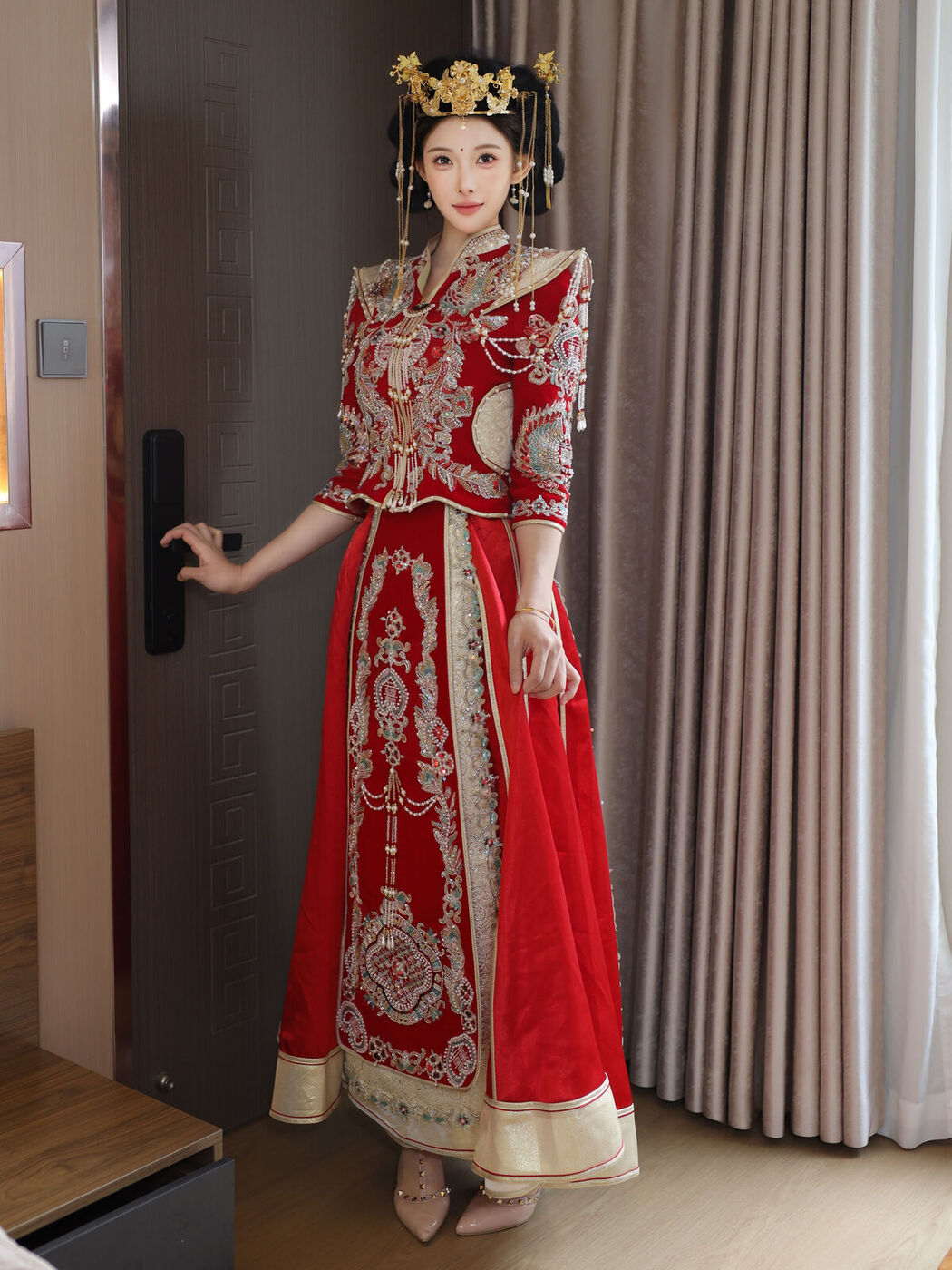 XiuRen秀人网 Uncensored Li Shuang Er 梨霜儿 – R18 秀人网模特 秀禾服 Part01 (58P)