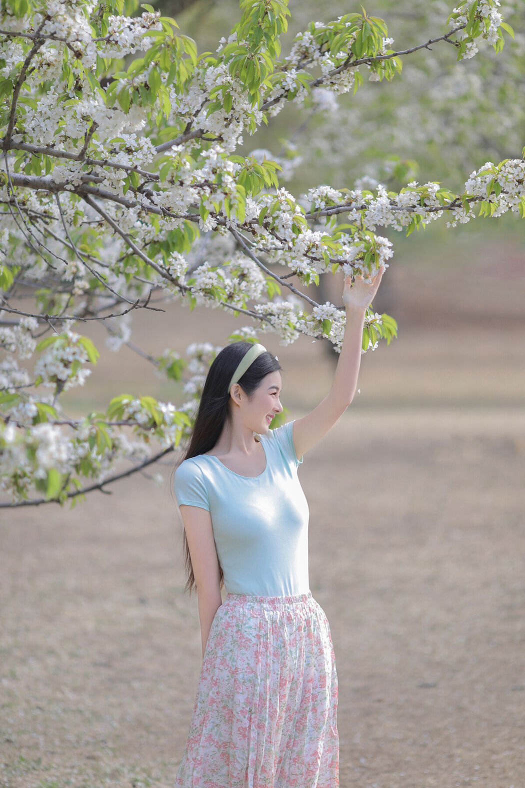 YiTuYu艺图语 Vol.8600 Zheng Nan Xi (18P)