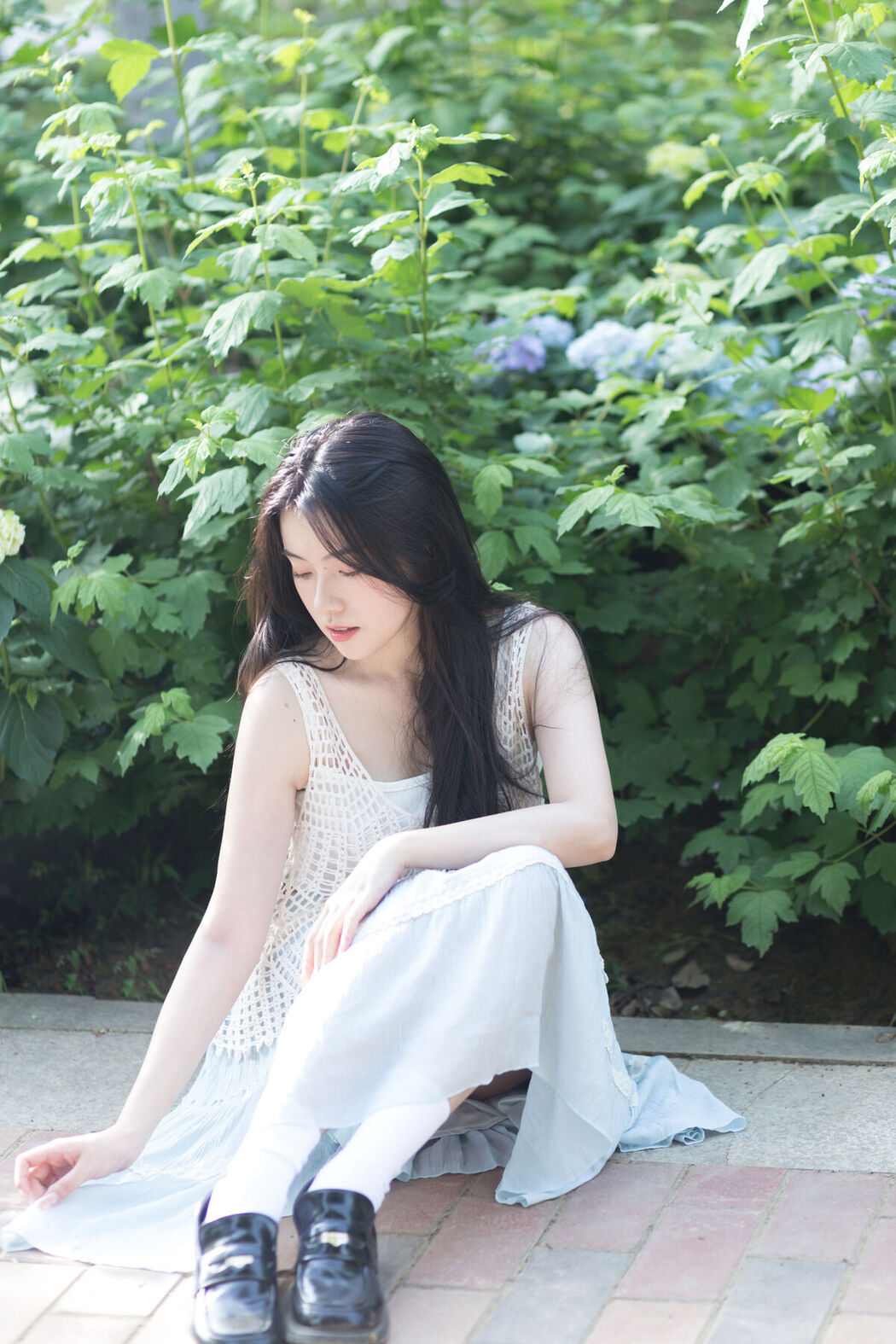 YiTuYu艺图语 Vol.8624 Jing Jing Jing (23P)