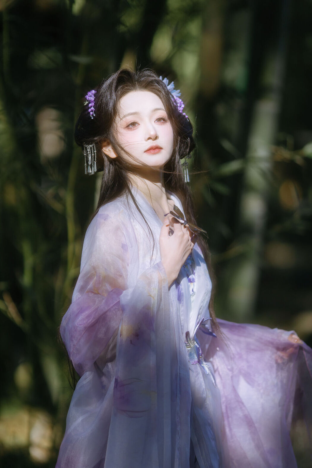 YiTuYu艺图语 Vol.8633 Chi Yan Zai Zhe Li (24P)