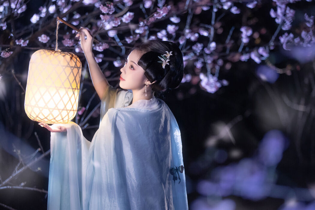 YiTuYu艺图语 Vol.8623 Qi Ni Si Mao (36P)