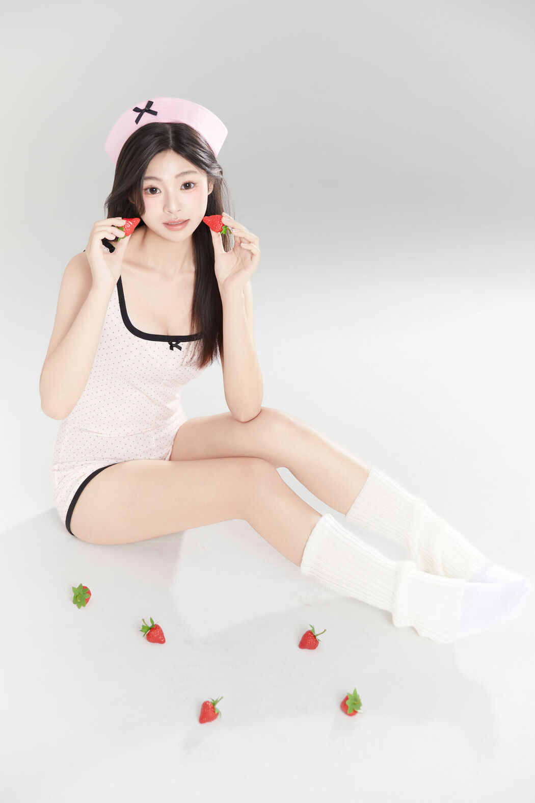 YiTuYu艺图语 Vol.8629 A Dan (24P)