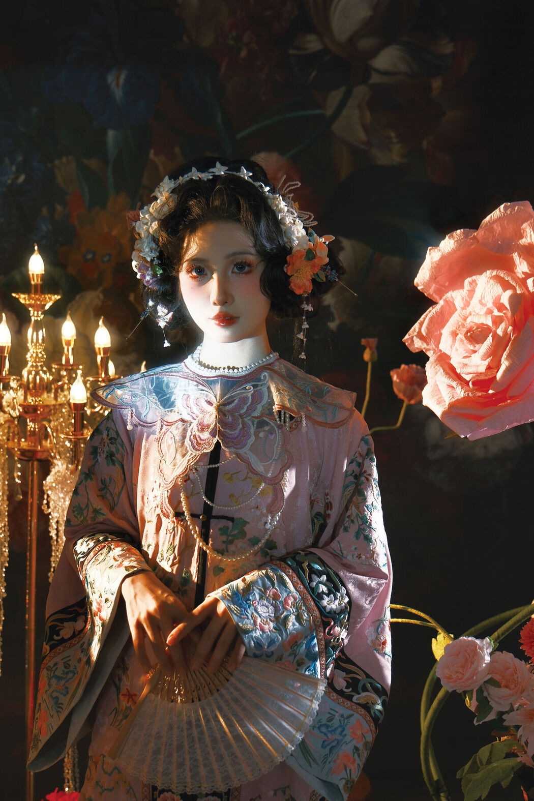 YiTuYu艺图语 Vol.8620 Bao Zang Mi Lu (14P)