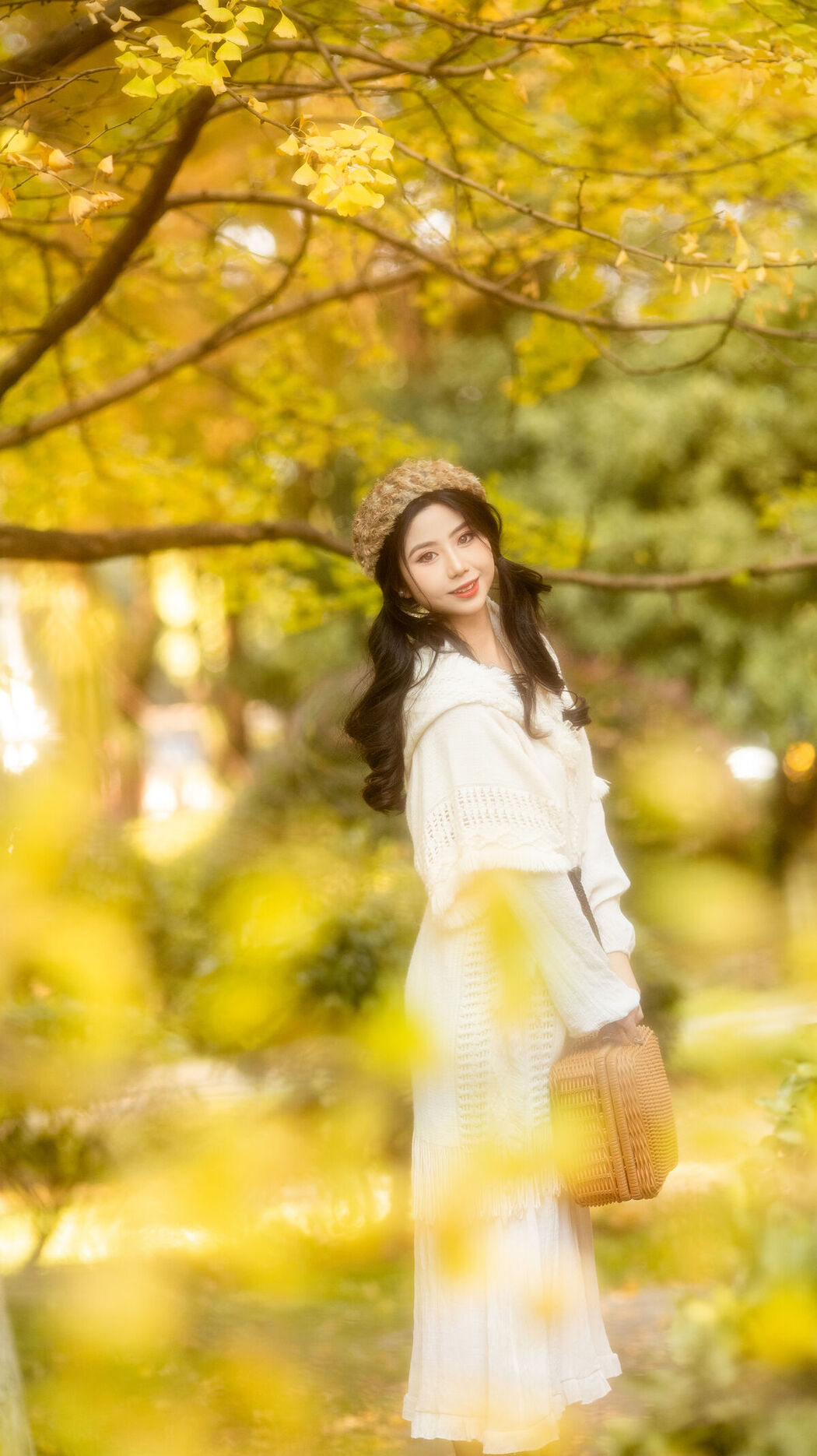 YiTuYu艺图语 Vol.8601 Yao Chi Mang Guo Ma (30P)