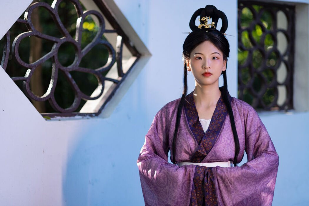 YiTuYu艺图语 Vol.8591 Yu Yu Zi (21P)