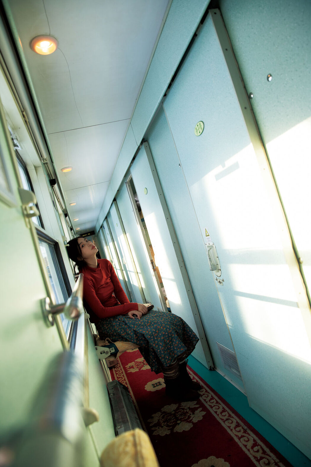 YiTuYu艺图语 Vol.8622 He Zi (38P)