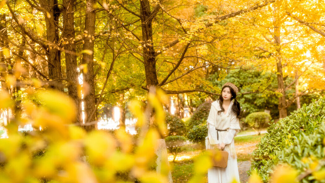 YiTuYu艺图语 Vol.8601 Yao Chi Mang Guo Ma (30P)