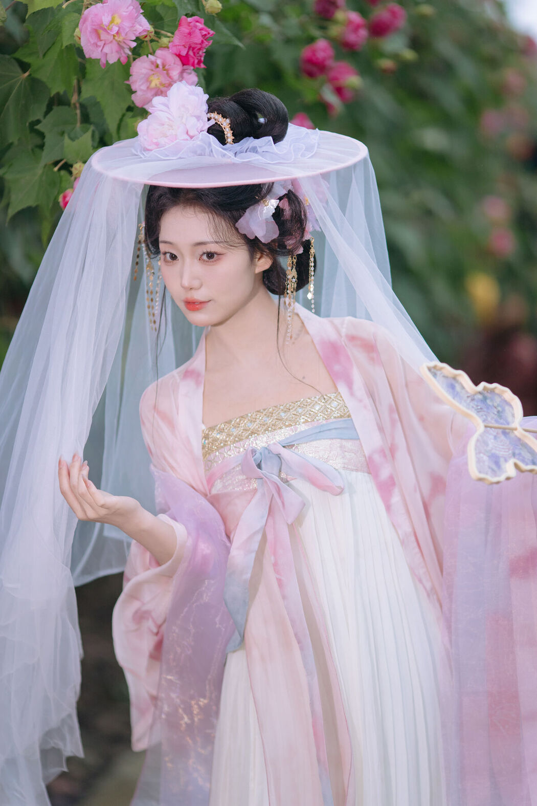 YiTuYu艺图语 Vol.8616 Qian Yue (22P)