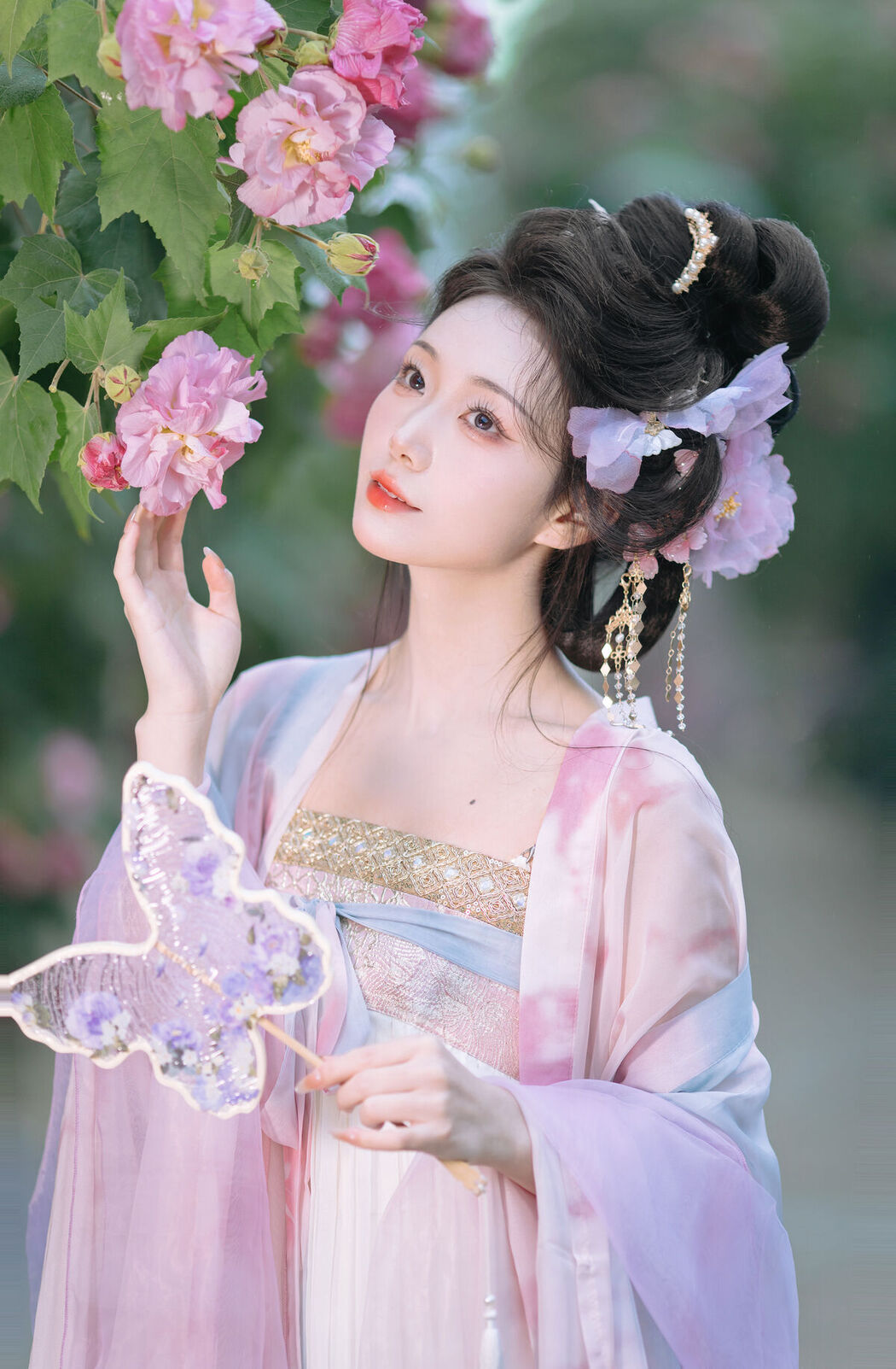 YiTuYu艺图语 Vol.8616 Qian Yue (22P)