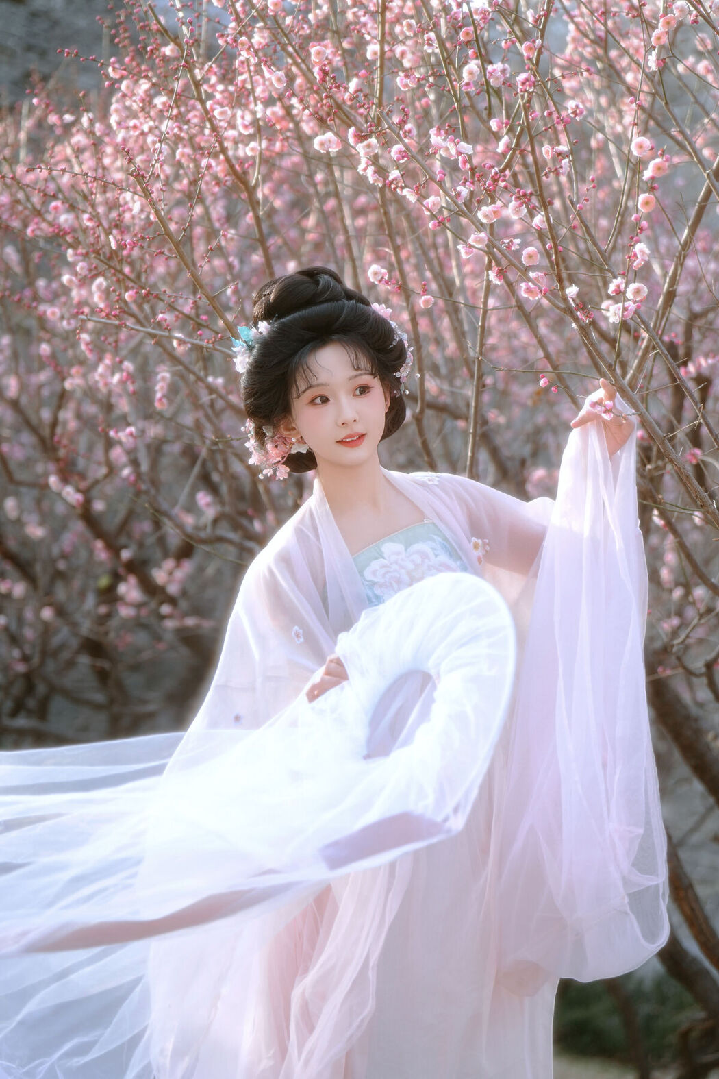 YiTuYu艺图语 Vol.8619 Rui Rui Cai Bu Shi Cai Gou (14P)