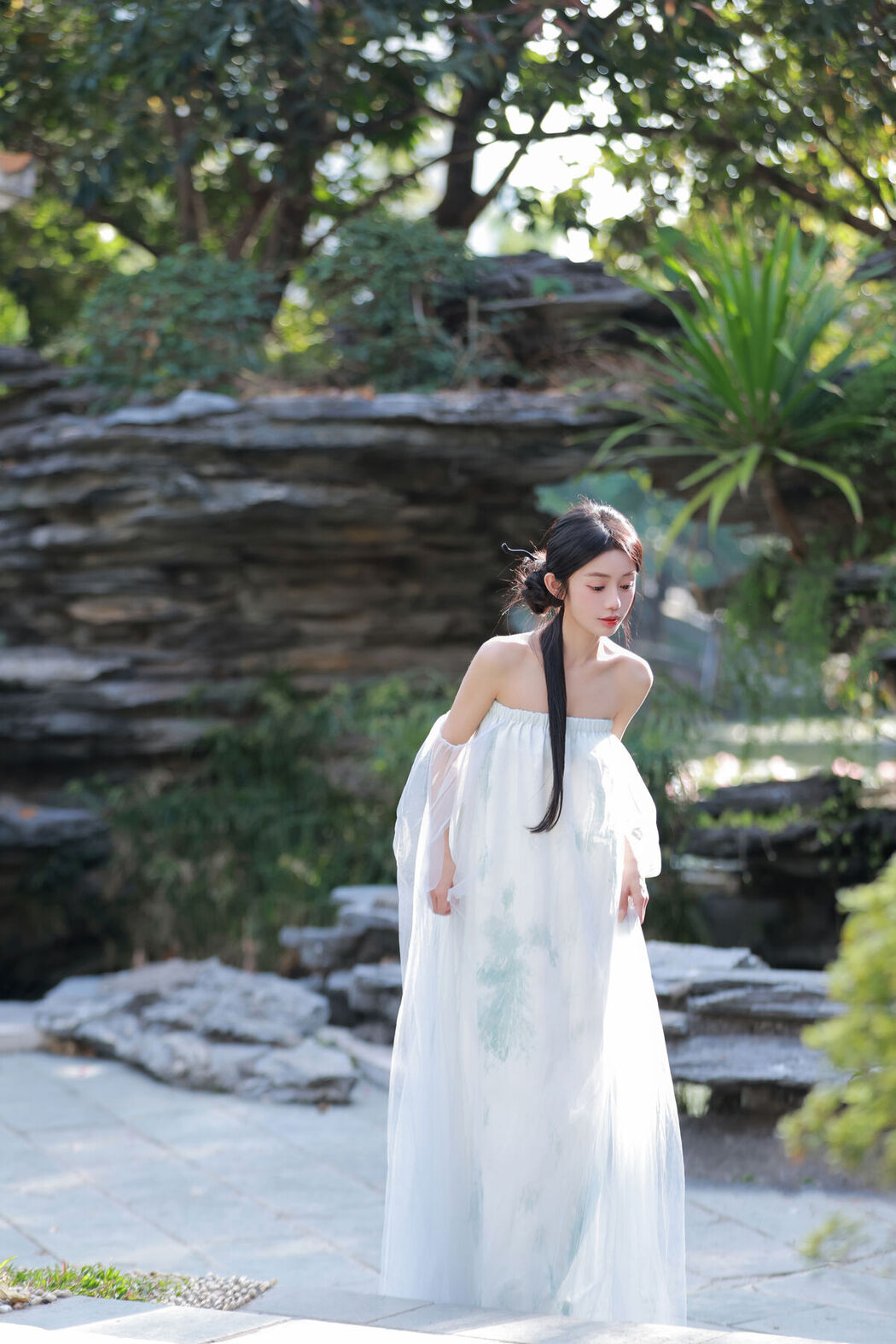 YiTuYu艺图语 Vol.8593 Yi Tong (38P)