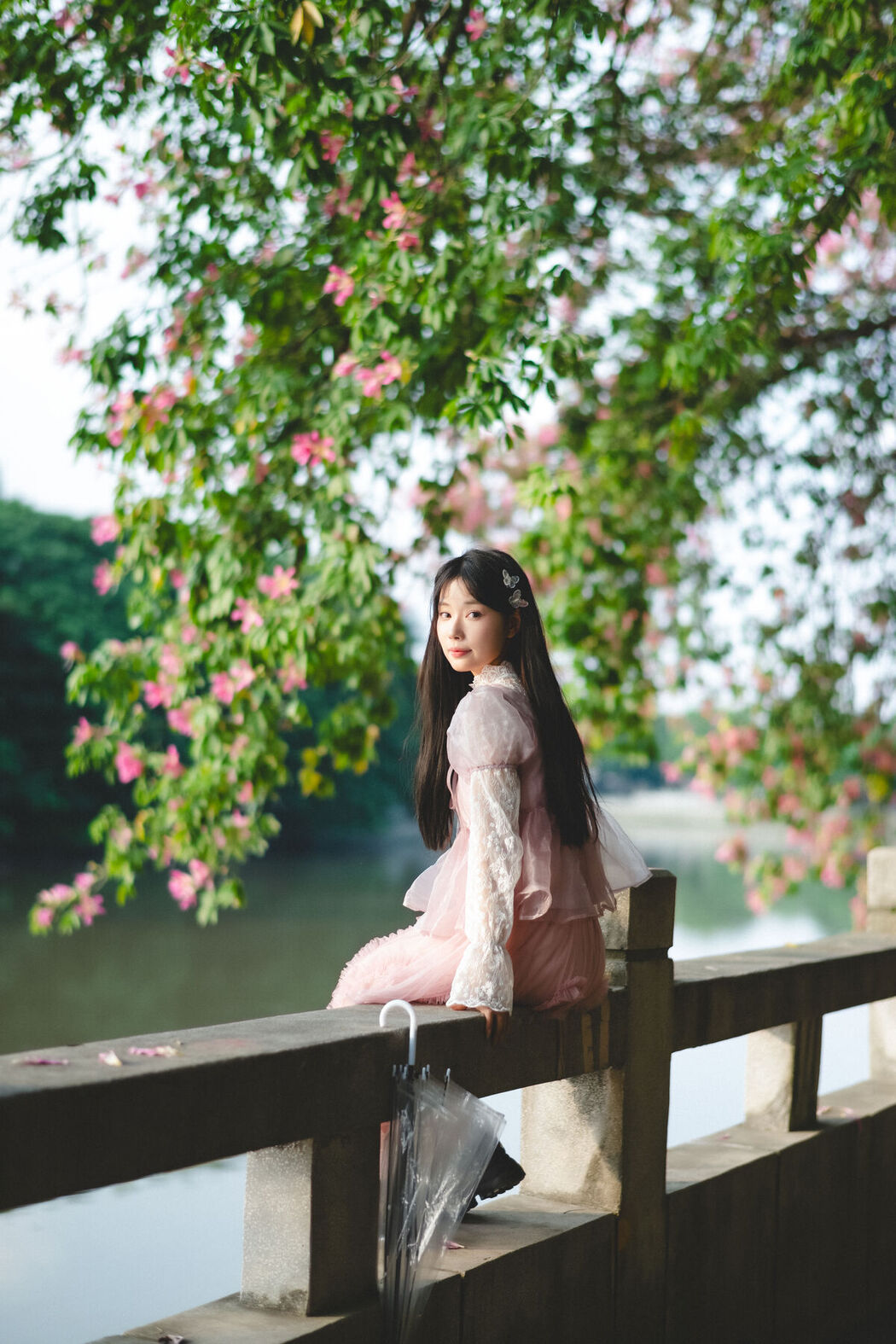 YiTuYu艺图语 Vol.8632 Nan Yi (24P)