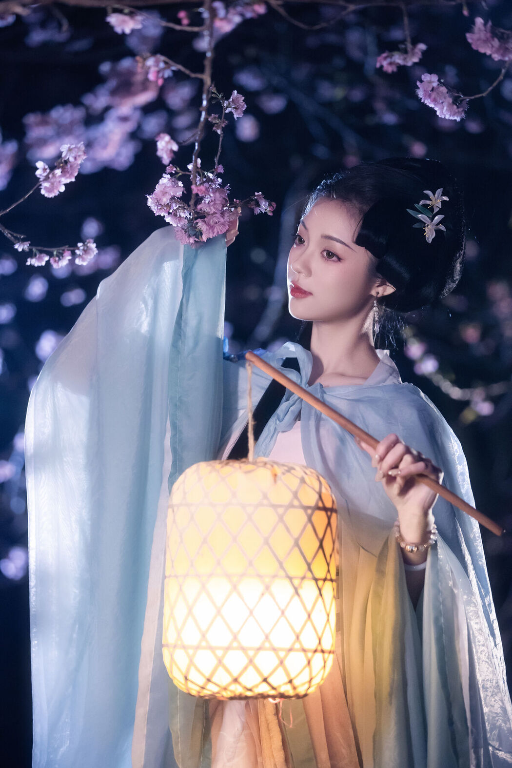 YiTuYu艺图语 Vol.8623 Qi Ni Si Mao (36P)