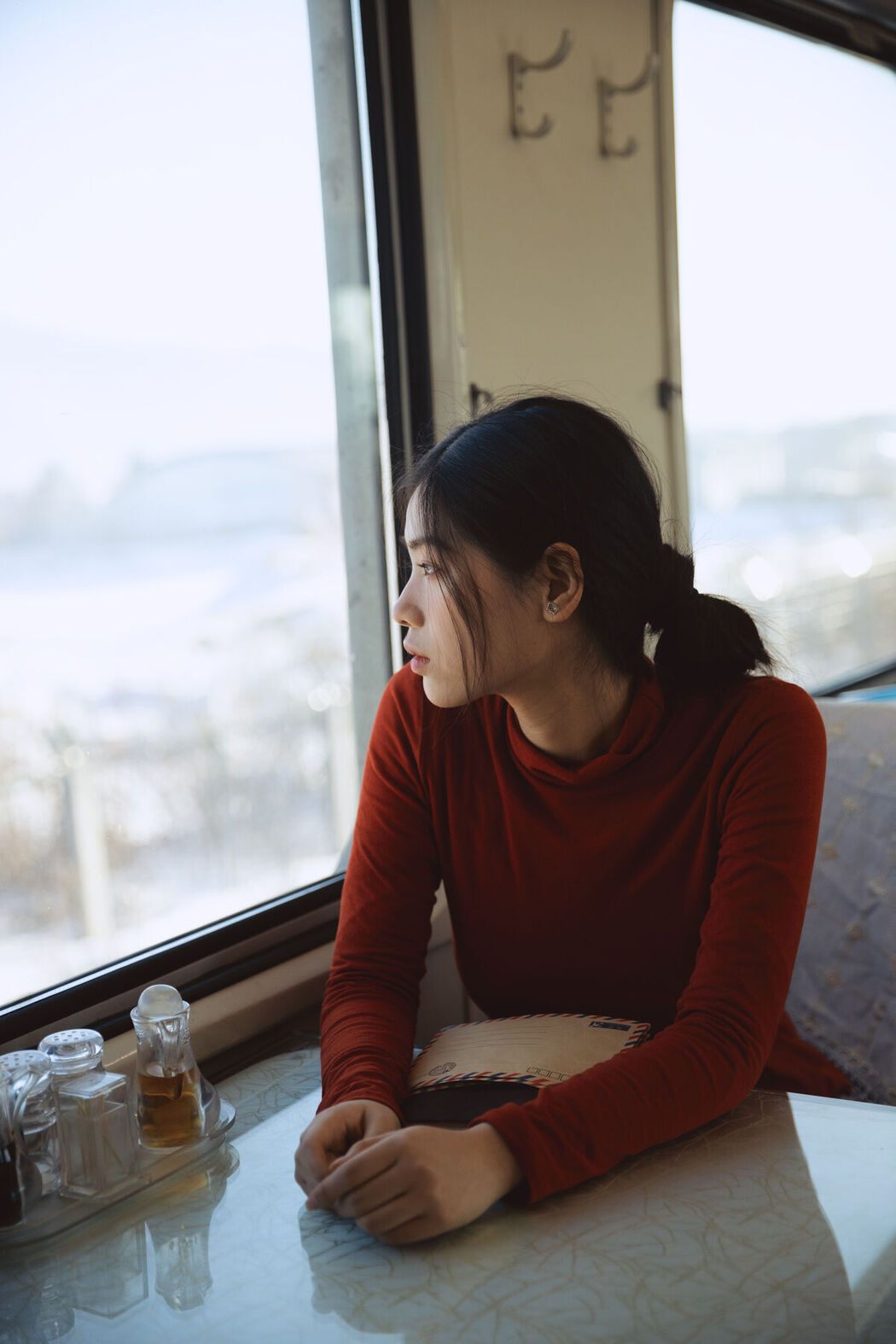 YiTuYu艺图语 Vol.8622 He Zi (38P)