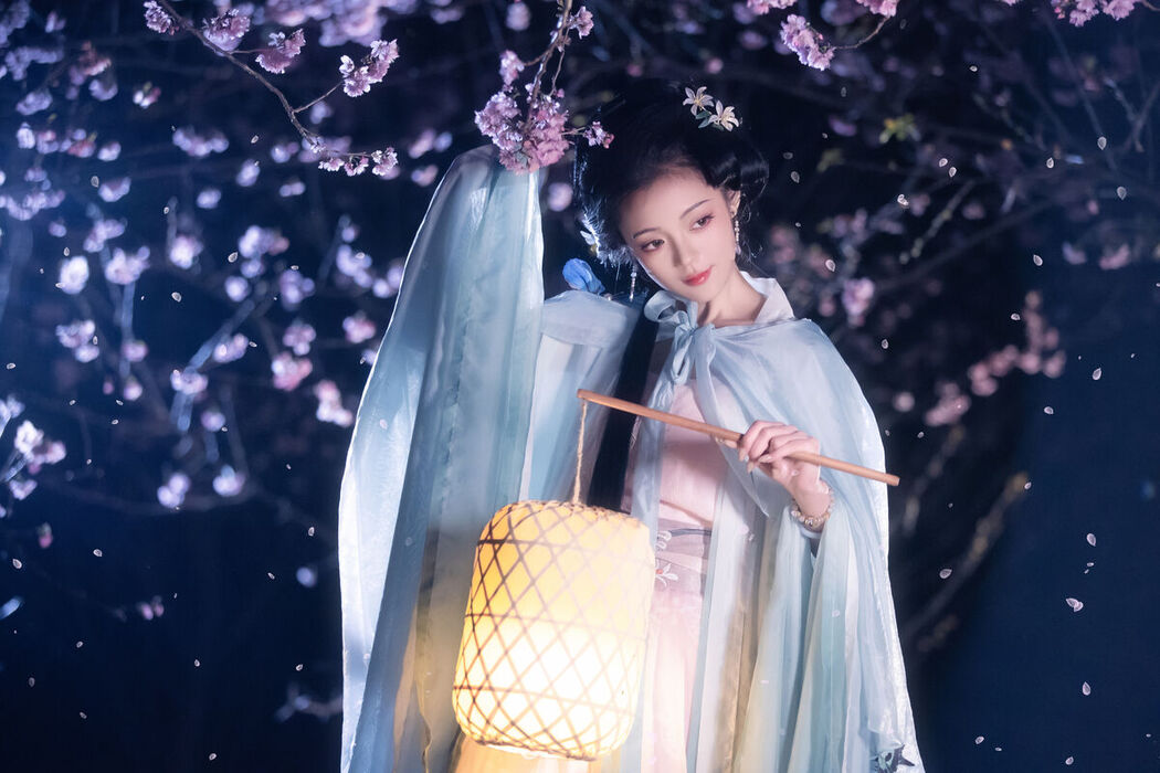 YiTuYu艺图语 Vol.8623 Qi Ni Si Mao (36P)