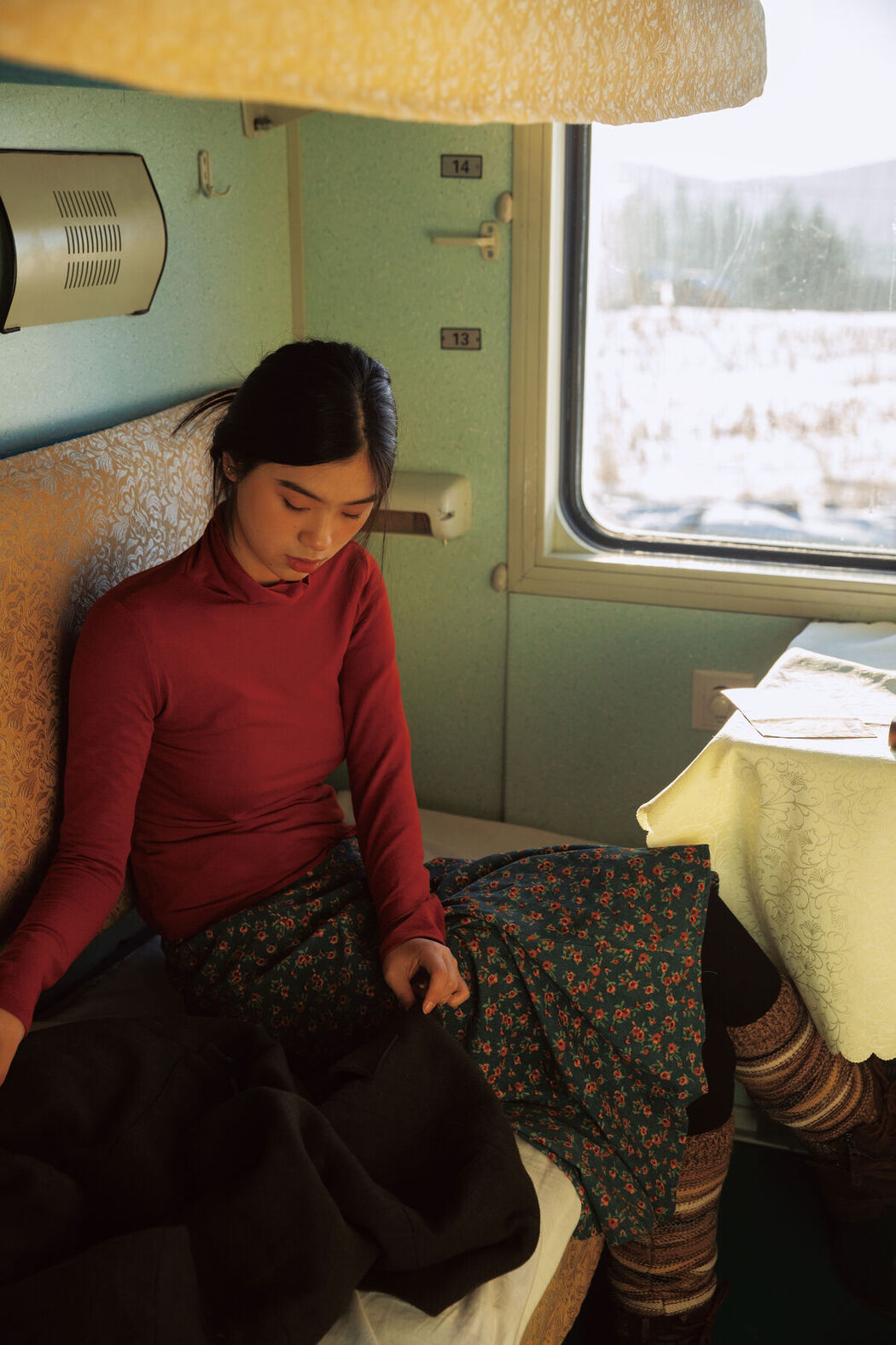 YiTuYu艺图语 Vol.8622 He Zi (38P)