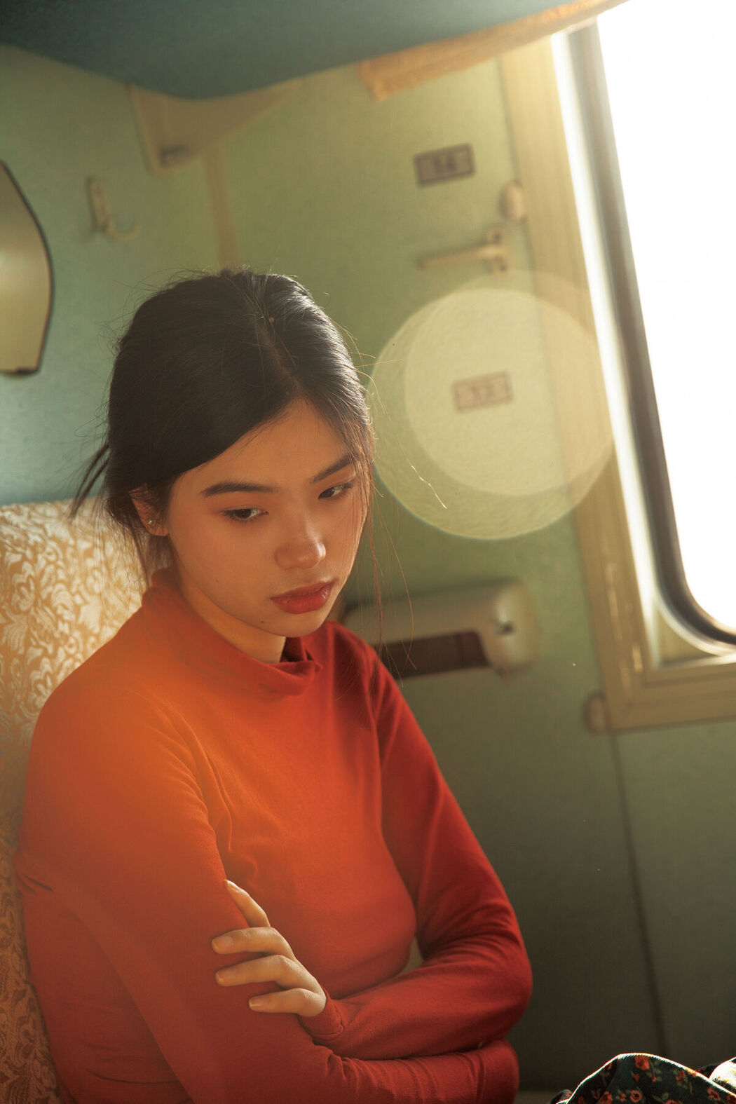 YiTuYu艺图语 Vol.8622 He Zi (38P)