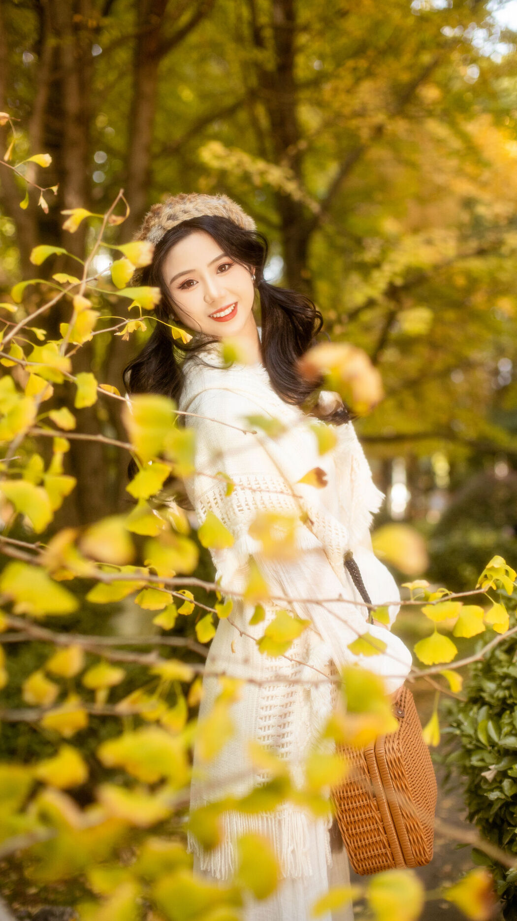 YiTuYu艺图语 Vol.8601 Yao Chi Mang Guo Ma (30P)