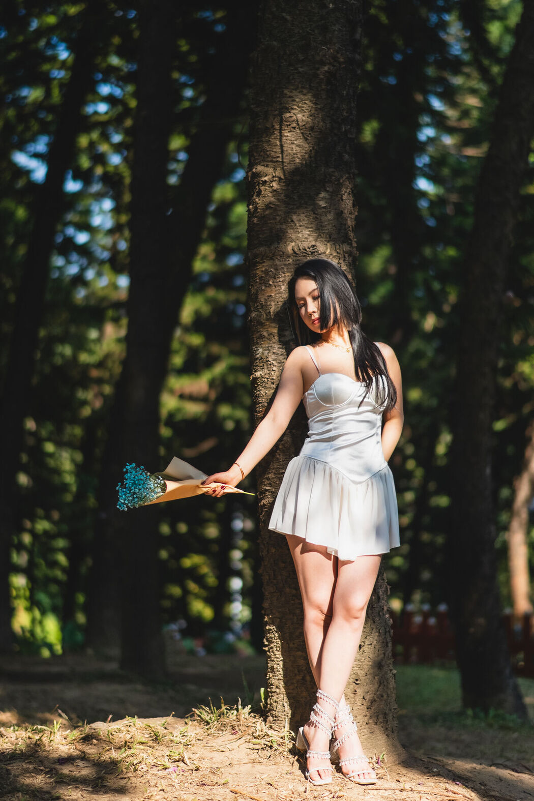 YiTuYu艺图语 Vol.8597 Zhuai Jie (22P)