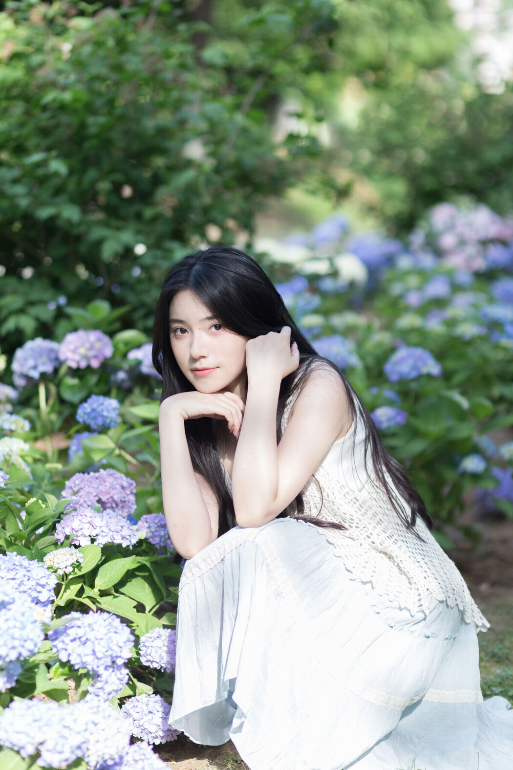 YiTuYu艺图语 Vol.8624 Jing Jing Jing (23P)